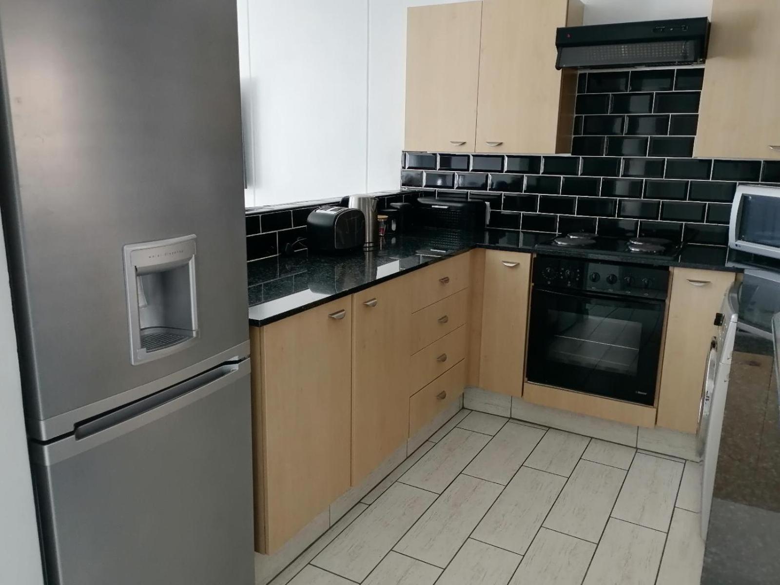 Emabheleni Executive Suites Westpoint Johannesburg Oda fotoğraf